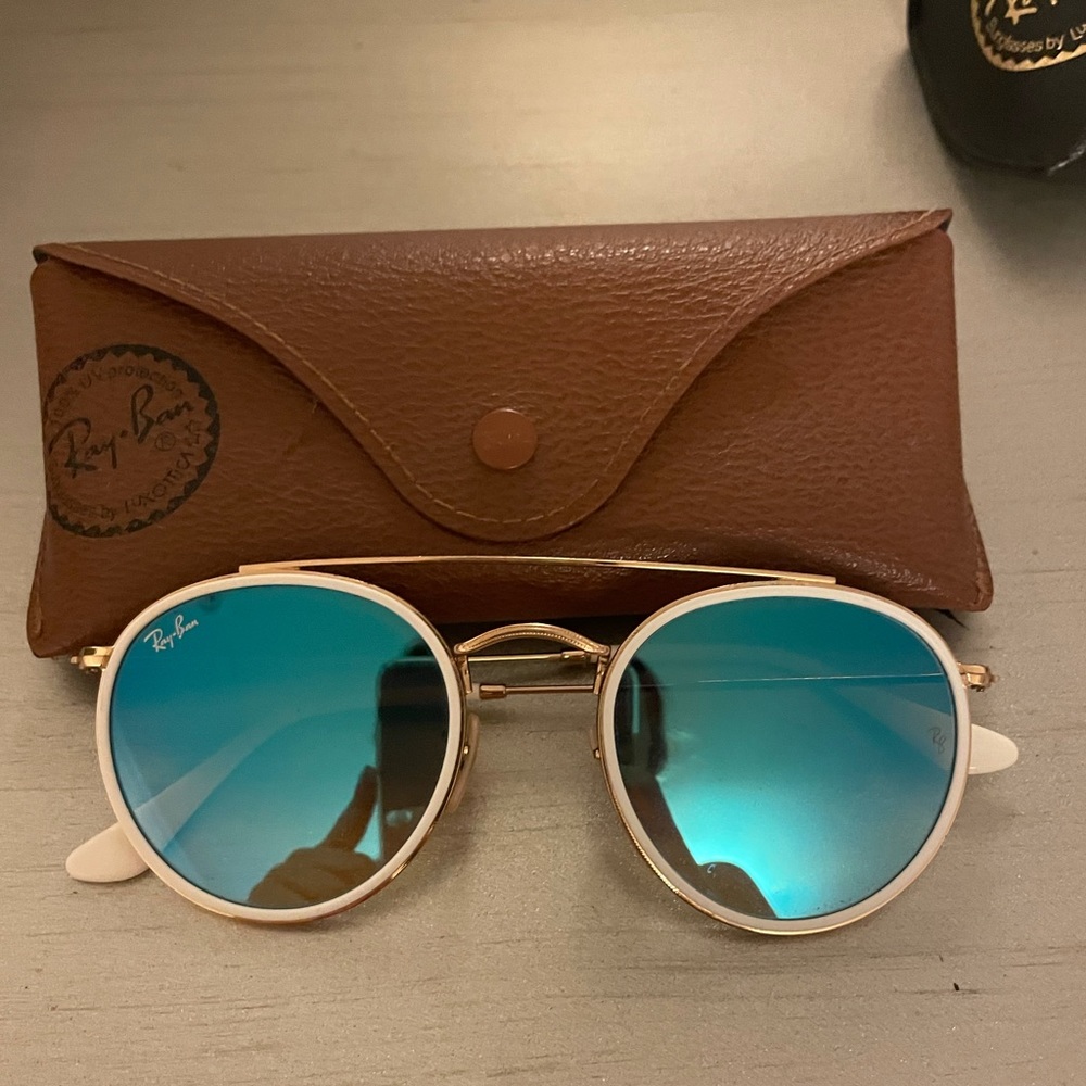 Round Ray Bans